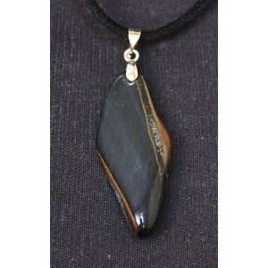 Кулон из соколиного глаза, галтовка от 15мм