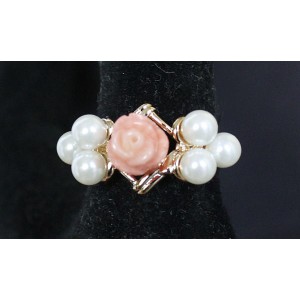 Кольцо с кораллом (оранжевый) и жемчугом (белый) "романтик"