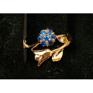  Кольцо со шпинелью "тюльпан"