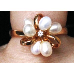 Кольцо с жемчугом белым "6 жемчужин"