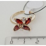 Кольцо с гранатом "цветочек 2 циркона"