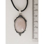 Кулон из кварца розового, овал 25х18мм, оправа "медальон"