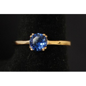 Кольцо со шпинелью "1 камень"