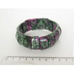 Браслет из цоизита с рубином, плоские сегменты (иск.)