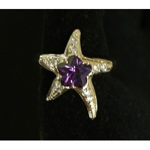 Кольцо с аметистом (синт.) "морская звезда"