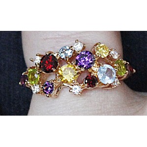 Кольцо с цирконом "россыпь"