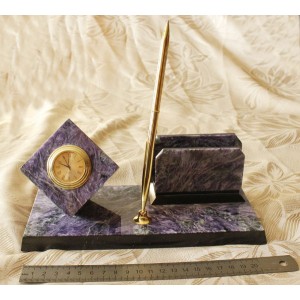 Письменный прибор из чароита и долерита