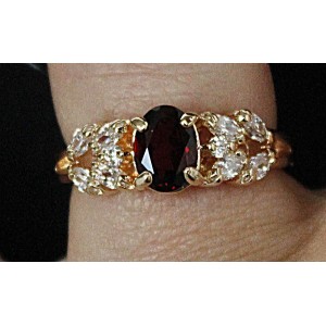 Кольцо с гранатом "кабошон с косичкой", огранка