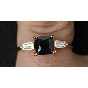 Кольцо с цирконом черно-белым "квадрат"