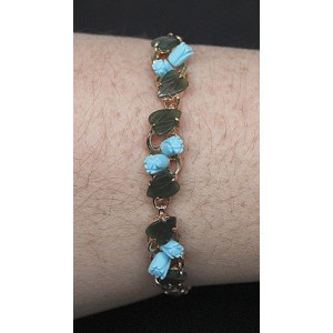 Браслет из бирюзы (имитация) и нефрита (натуральный) "2 розы 2 листа"