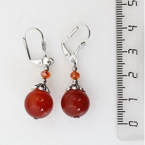 Серьги из сердолика, шарик 12мм, шапочка "снежинка"