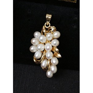 Кулон из жемчуга белого "большой виноград"