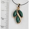 Кулон из малахита "большой рис"